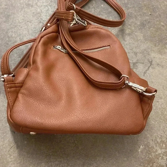 Lambert  backpack - Picture 3 of 6